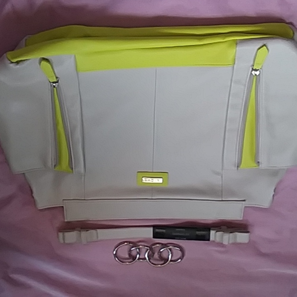 Alicia prima shell with straps and carabiners for the miche prima base bag